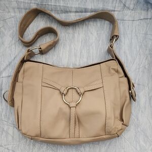 Elegant Tan Leather Shoulder Bag